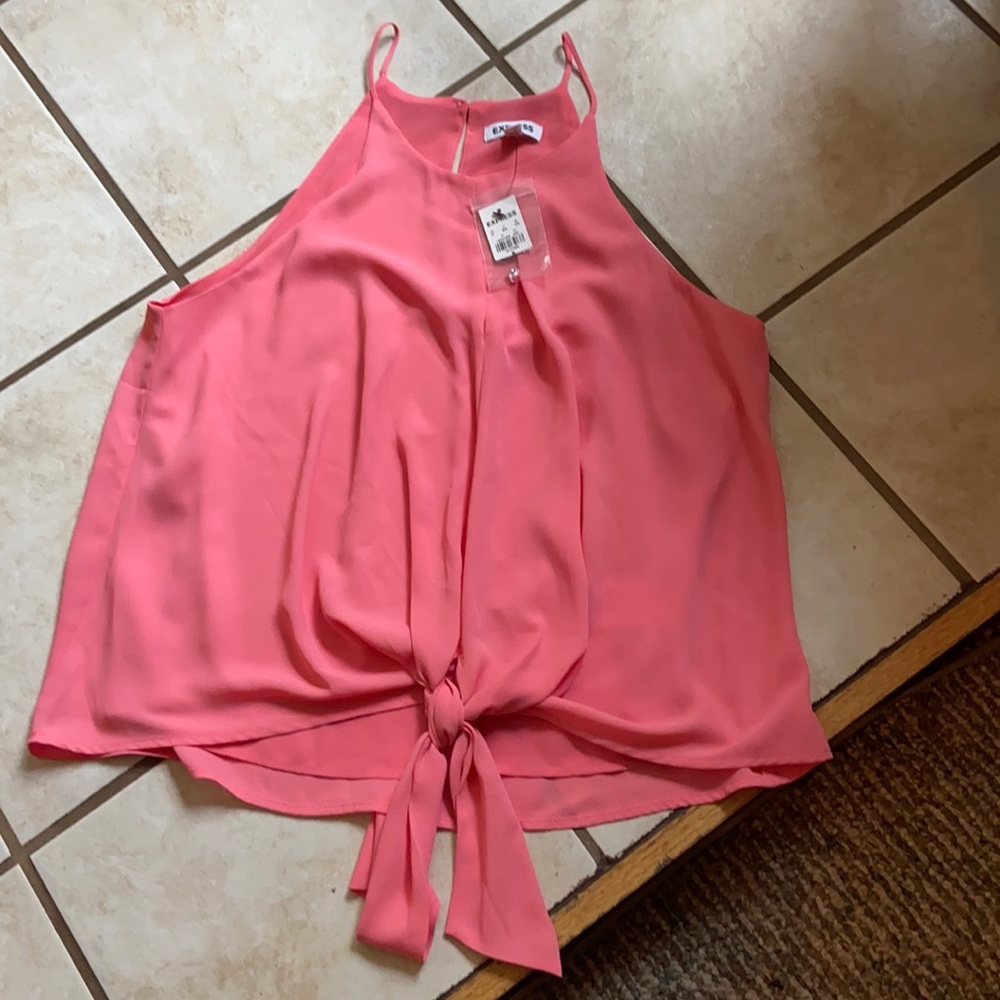 Pink tank top